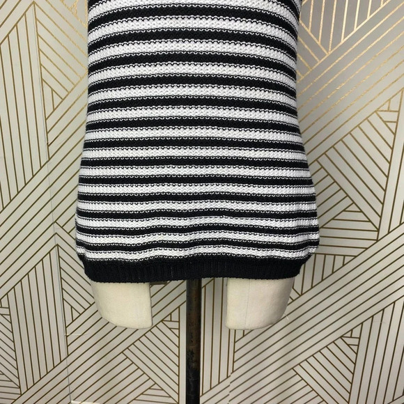 St. John Sport Striped Short Sleeve Sweater in Black & White Size US XS - Picture 4 of 12
